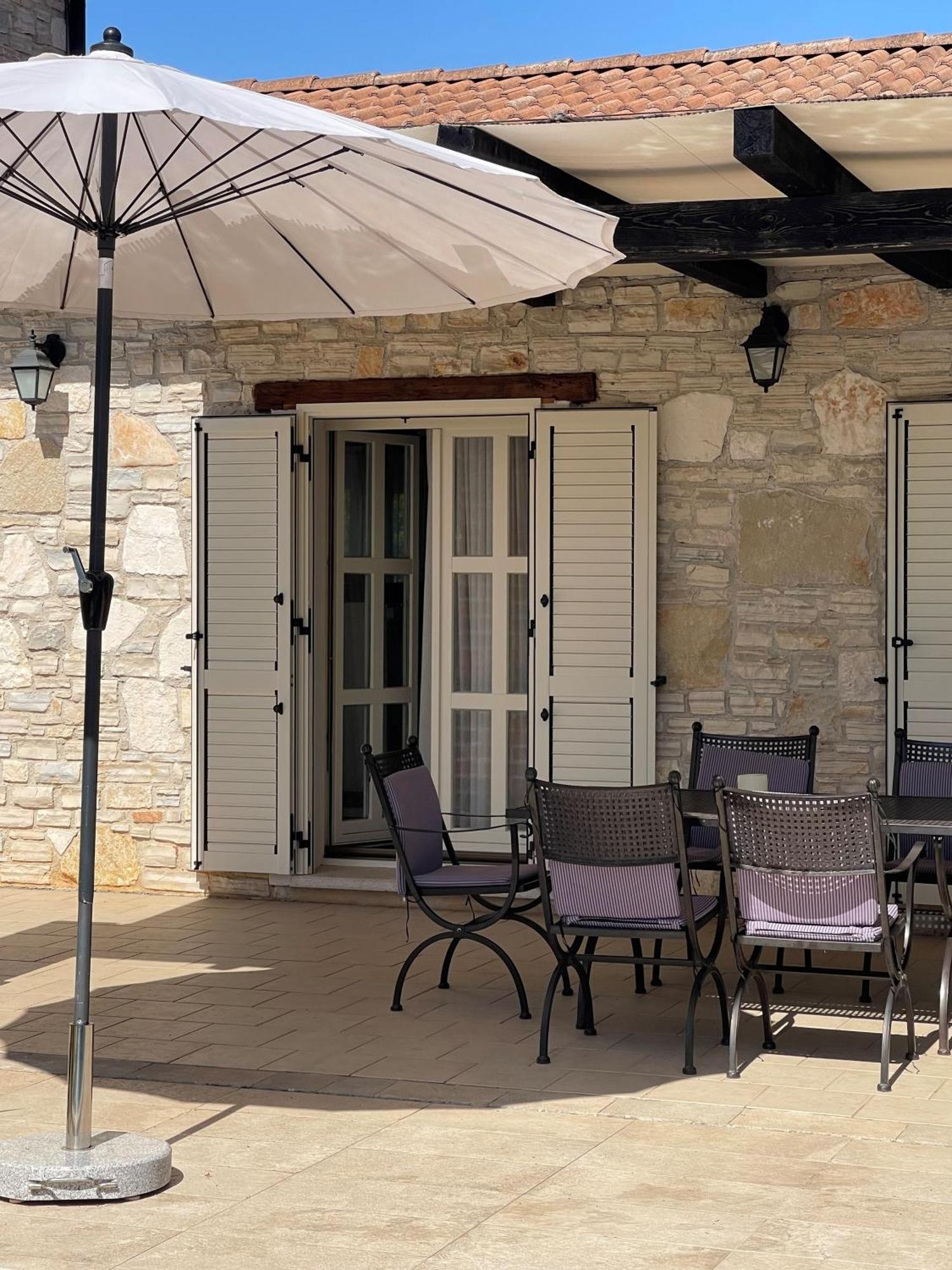Villa Melissa - Istrisches Steinhaus Mit Pool In Guter Lage Sveti Lovreč Pazenatički Exterior foto